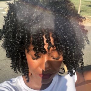 Meet your Posher, Gena